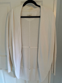 Aritzia White Sweater 