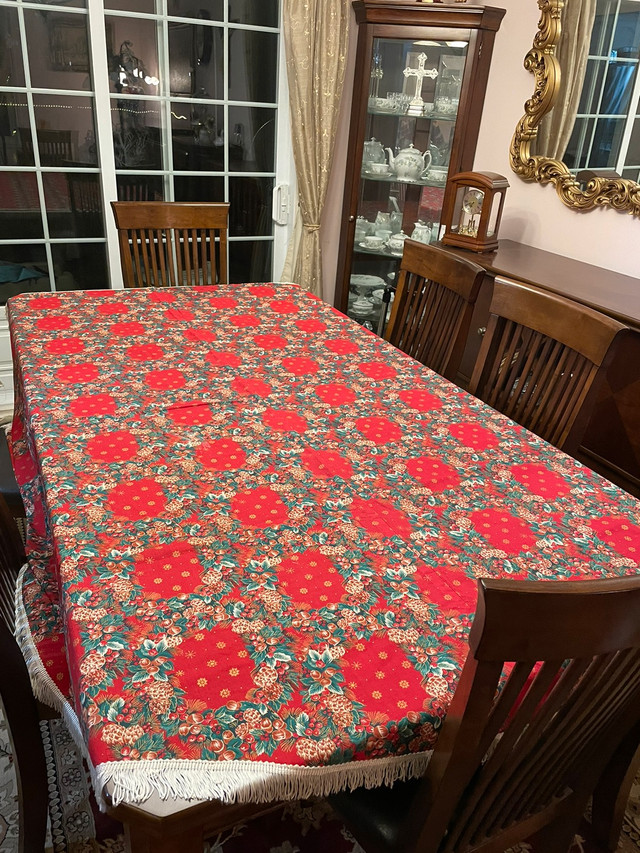 Christmas table cloth / nappe de noel dans Fêtes et événements  à Ville de Montréal