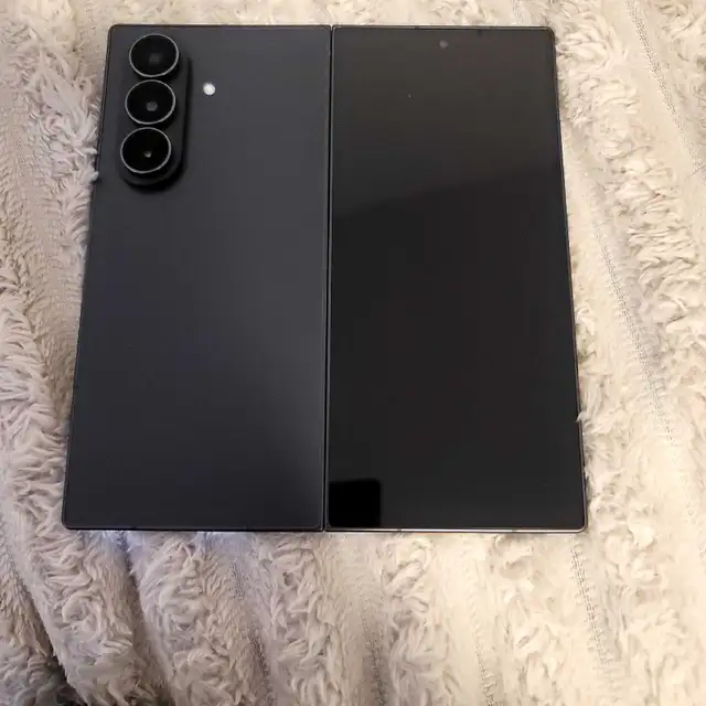 Samsung Z Fold 7 512gb in Cell Phones in Laval / North Shore - Image 3