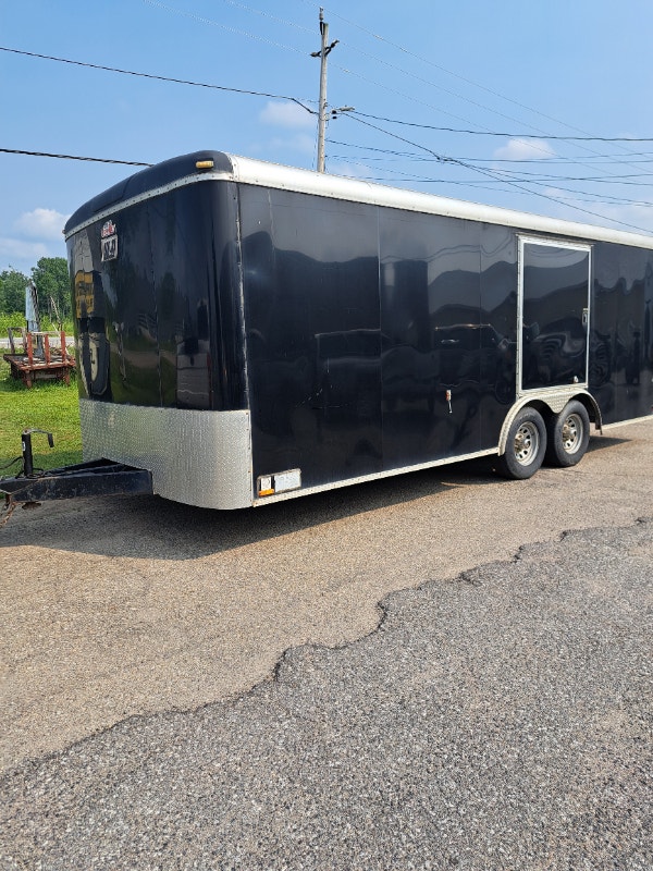 20FT TANDEM ENCLOSED TRAILER/CAR HAULER Cargo & Utility Trailers