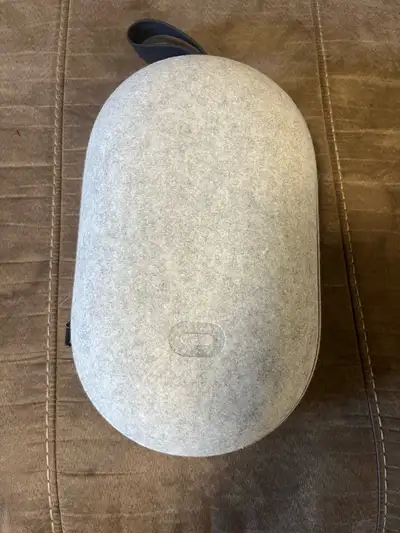 Hey I have a like new oculus quest 2 for sale. I bought this about a month ago thinking I would use...