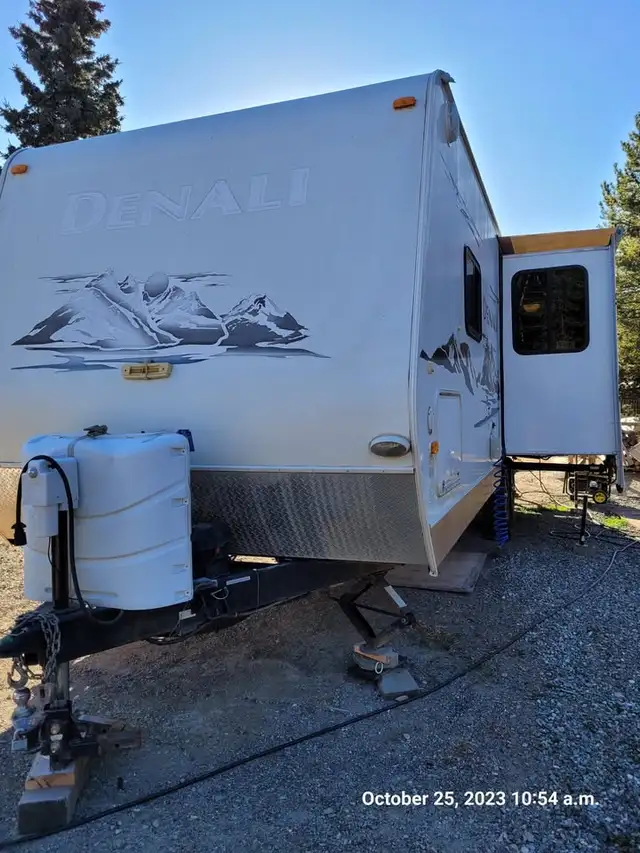 2008 26' Denali Travel Trailer in Travel Trailers & Campers in 100 Mile House - Image 3