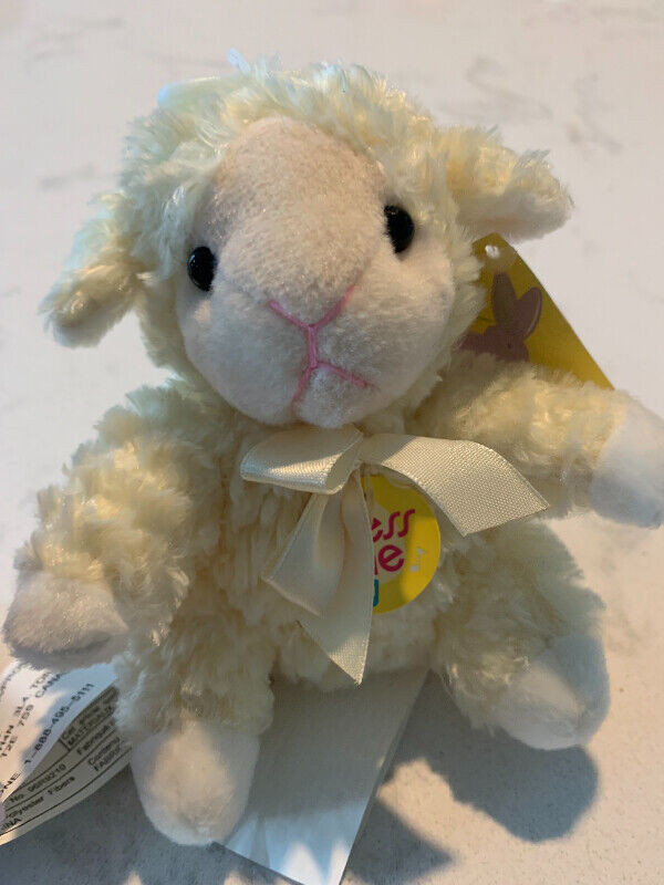 Rabbit and lamb plush in Toys in Ottawa - Image 3