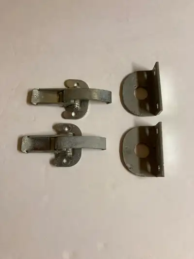 Arcade machine control panel latches Set of two NOS latches. Pick up in Orleans. Email for more info...