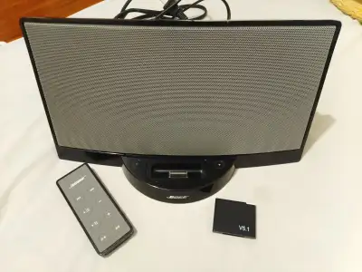 BOSE SOUNDLINK with BLUETOOTH 5.1 connection. Just Plug N Play, View more