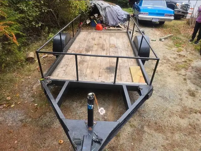 Heavy duty solid steel utility trailer in Cargo & Utility Trailers in Bedford - Image 2