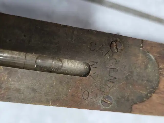 ANTIQUE LEVEL. ANTIQUE WOOD LEVEL. in Hand Tools in City of Toronto - Image 3