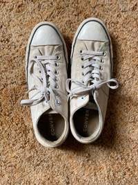 White converse shoes