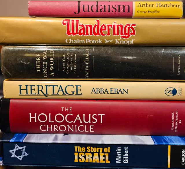 The history of Jewish people in six amazing books.63234860734083124