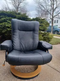 Faux Leather Adjustable Manual Swivel Base Recliner Chair