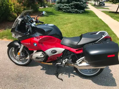 Low kms, pristine.