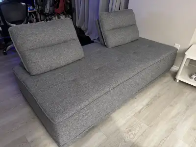 Bought this sofa 14 months ago. Great lounging couch. Smoke and pet free. Pick up in Hamilton Width:...