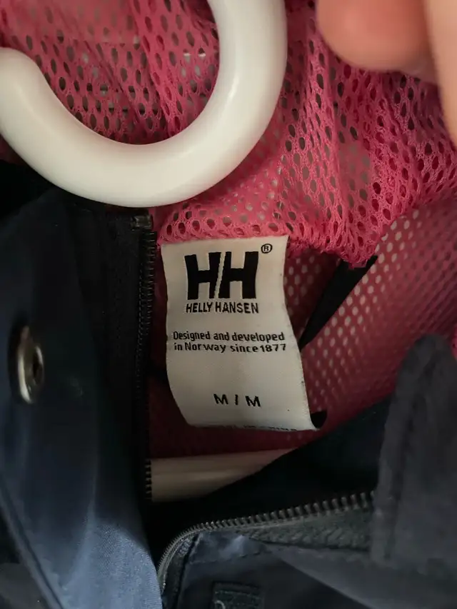 Girls Helly Hansen Rain Jacket in Kids & Youth in Dartmouth - Image 4