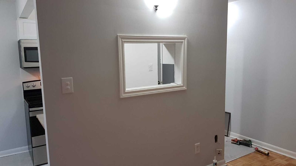 Beautifully Renovated 1BDRM Apartment near Juravinski 3