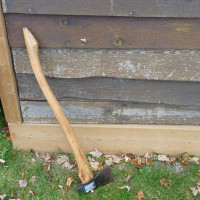 $100 Vintage 5 Lb wood splitting axe Mastercraft USA