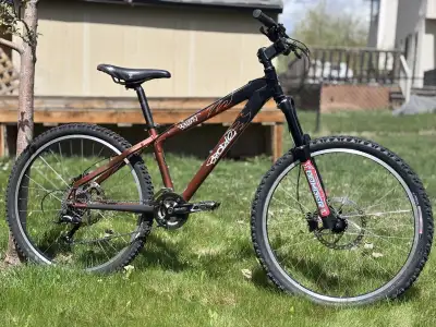 BRODIE BRUZZA マウンテンバイクフロントカーボン仕様 brodie bike in Mountain in Canada | Kijiji Marketplaces