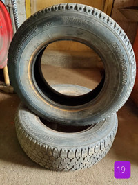 205/70R15 2 pneus d'hiver Bridgestone Blizzak d'occasion (19)