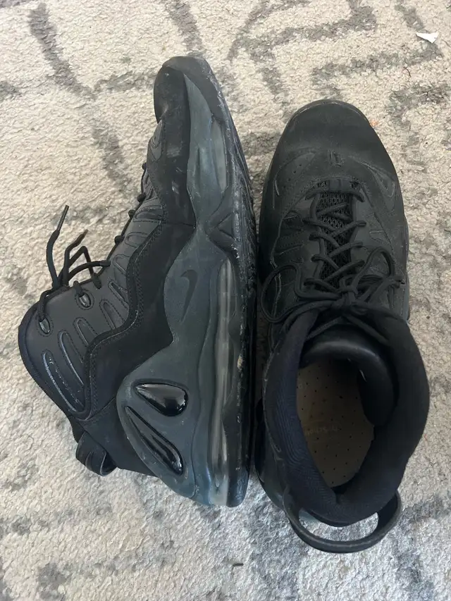 Nike Air Total Max Uptempo in Men's Shoes in Barrie - Image 2