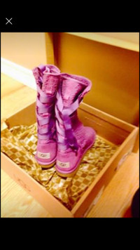 UGGS spring boots