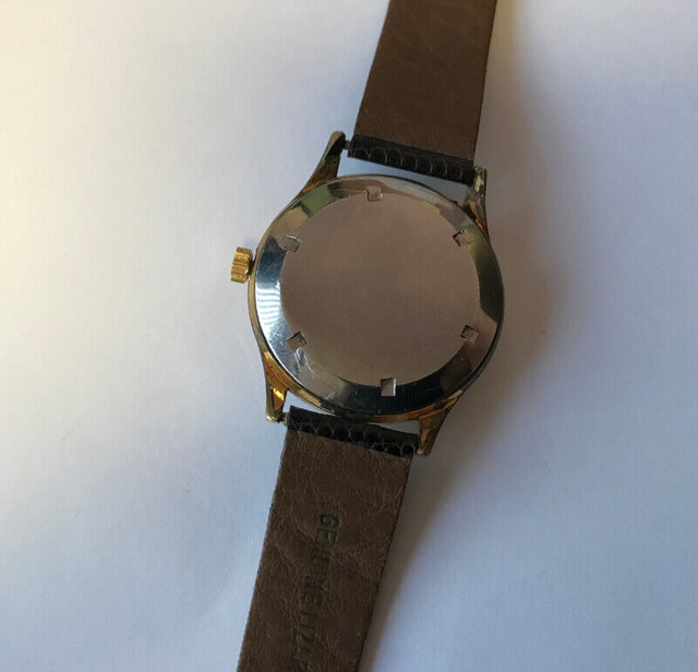 VINTAGE SWISS MADE AGGISY MEN'S WATCH in Jewellery & Watches in St. Catharines - Image 4