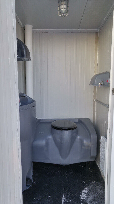 Heated Portable Toilets in Other in Kitimat - Image 4