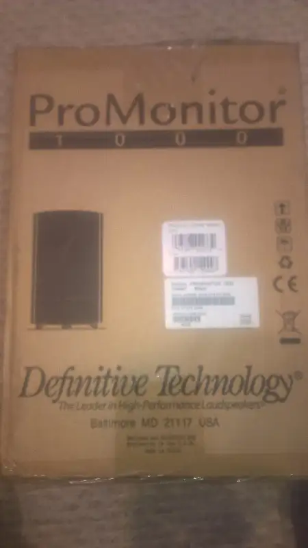 Definitive Technology ProMonitor 1000 Bookshelf Speaker (Single) in Speakers in Bedford - Image 6
