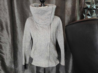 Lululemon Grey Wrap Sweater Sweatshirt with Cozy Neck, Size 8
