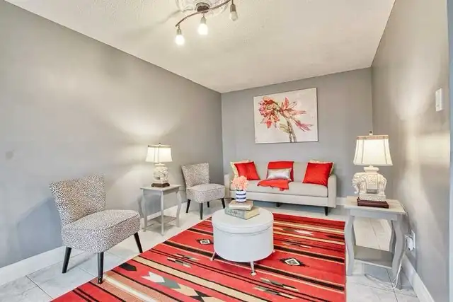 House for Rent in Long Term Rentals in Mississauga / Peel Region - Image 9