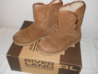 RIVERLAND - UGG TYPE BOOT FOR KIDS - SIZE 2.5 - SIZE 34