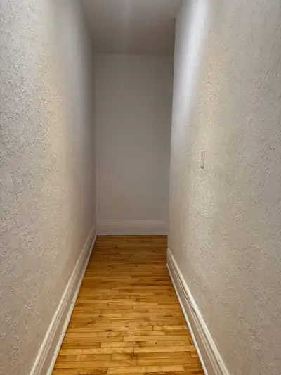 MILE END 2 BEDROOM APARTMENT (1 MONTH FREE)