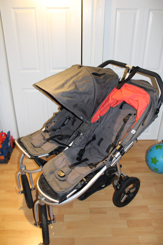 Poussette/Stroller double Indie Twin de Bumbleride à vendre dans Poussettes, porte-bébés et sièges d'auto  à Ville de Montréal - Image 4