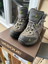 Vasque kids breeze 2 UltraDry - youth size 1 - hiking boots