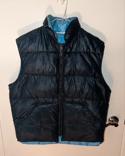 Men's Medium Puffer Vest - Navy Blue
