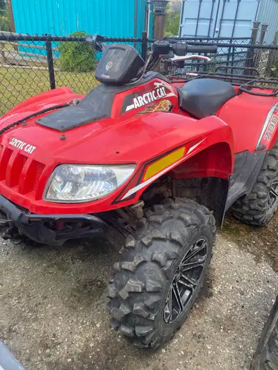 2012 Arctic cat 700 EFI 4 x 4 is a great shape Needs topend kit. Atv is complete still Bottom end st...