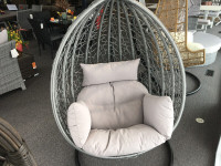 Chaise suspendu patio aluminium Neuve New aluminum hanging chair