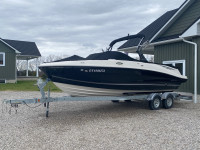 2017 Bayliner V6 Bow Rider, Like New! 