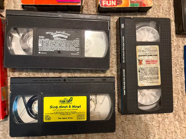 Kids VHS movies $1 and up in CDs, DVDs & Blu-ray in Oakville / Halton Region - Image 8