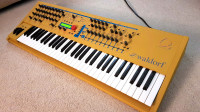 Waldorf Q keyboard - 32 voices (rare)