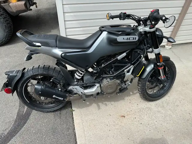 2020 Husqvarna Svartpilen 401 in Street, Cruisers & Choppers in Kamloops - Image 4