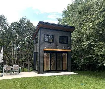 HIGH QUALITY HOME RENOVATIONS & ADDITIONS63235408608001124