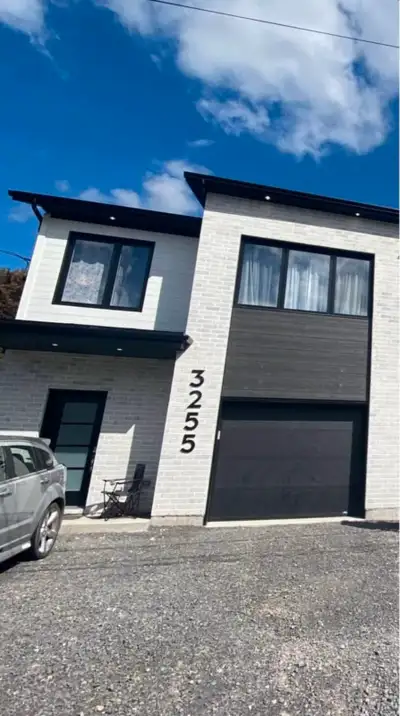 Spacieux Townhouse de 3 Chambres à Louer à Shawinigan – Emplacement Idéal! Adresse: 102e Avenue, Sha...