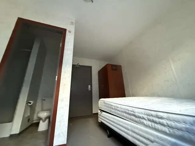 5 bed modulars 5 bath for sale in British Columbia in Canada - Image 5