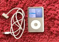 160GB Apple   iPod Classic Silver   7th Gen ⎮ 8/10