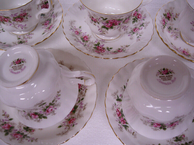 Vintage Footed Royal Albert “LAVENDER ROSE” Cup & Saucer in Arts & Collectibles in Dartmouth - Image 3