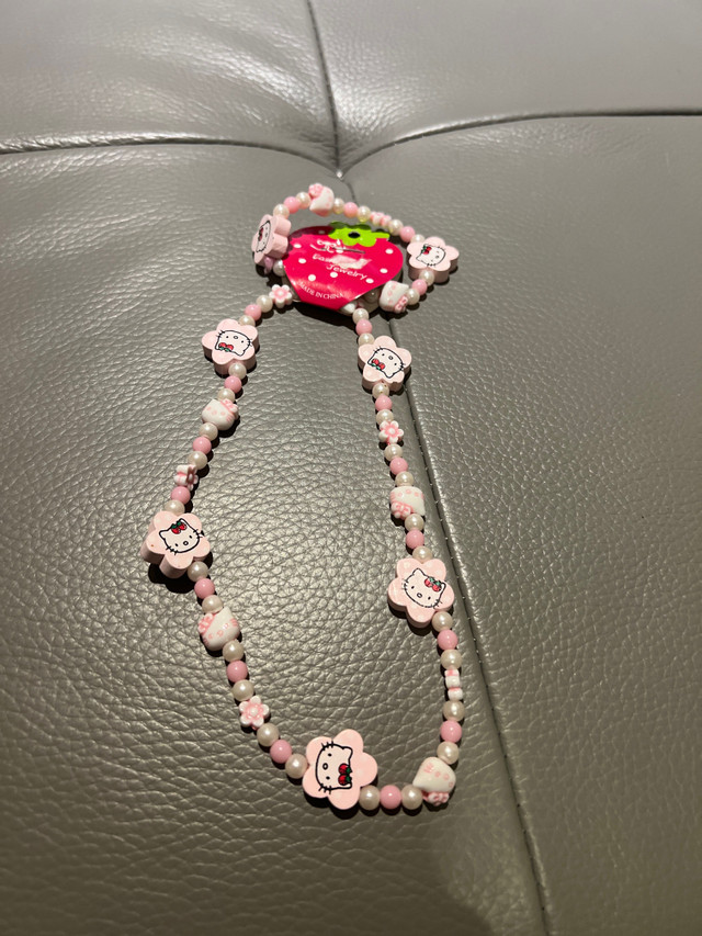 Hello kitty necklace for children!  in Jewellery & Watches in Gatineau - Image 2