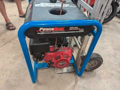 I'm selling a used Honda 4250 Watt generator 120/240 volt Runs good works good. I will show it worki...