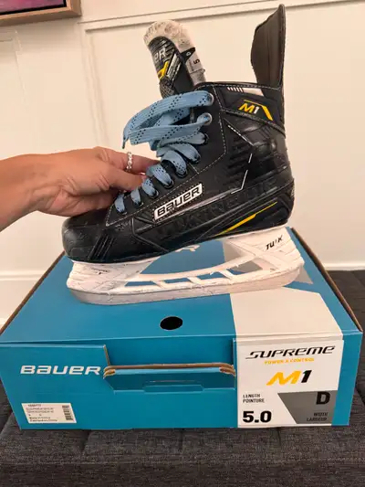 Bauer Surpreme M1 skates size 5, View more