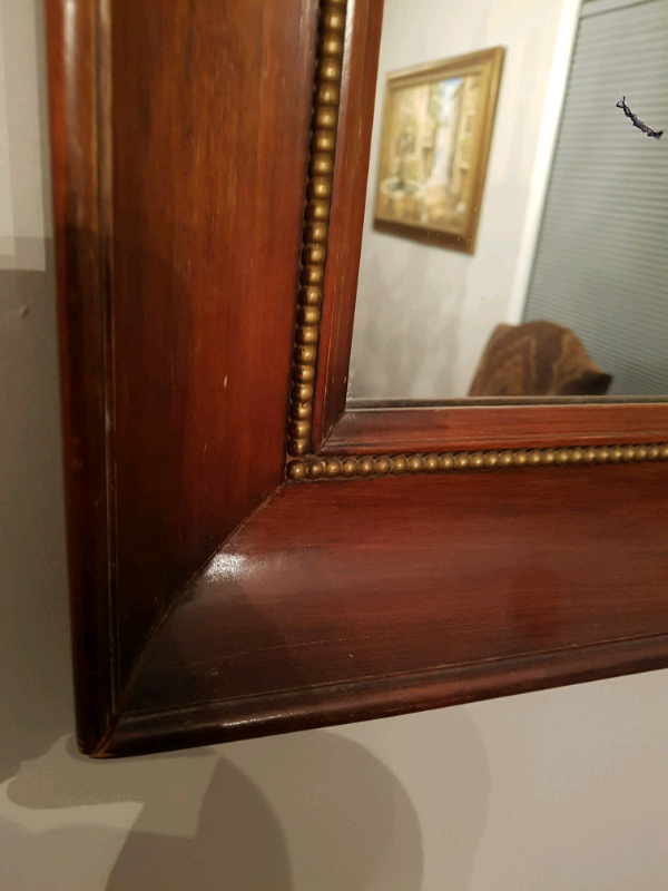 Large wooden mirror 46 in by 35 in solid wood in Home Décor & Accents in Mississauga / Peel Region - Image 4
