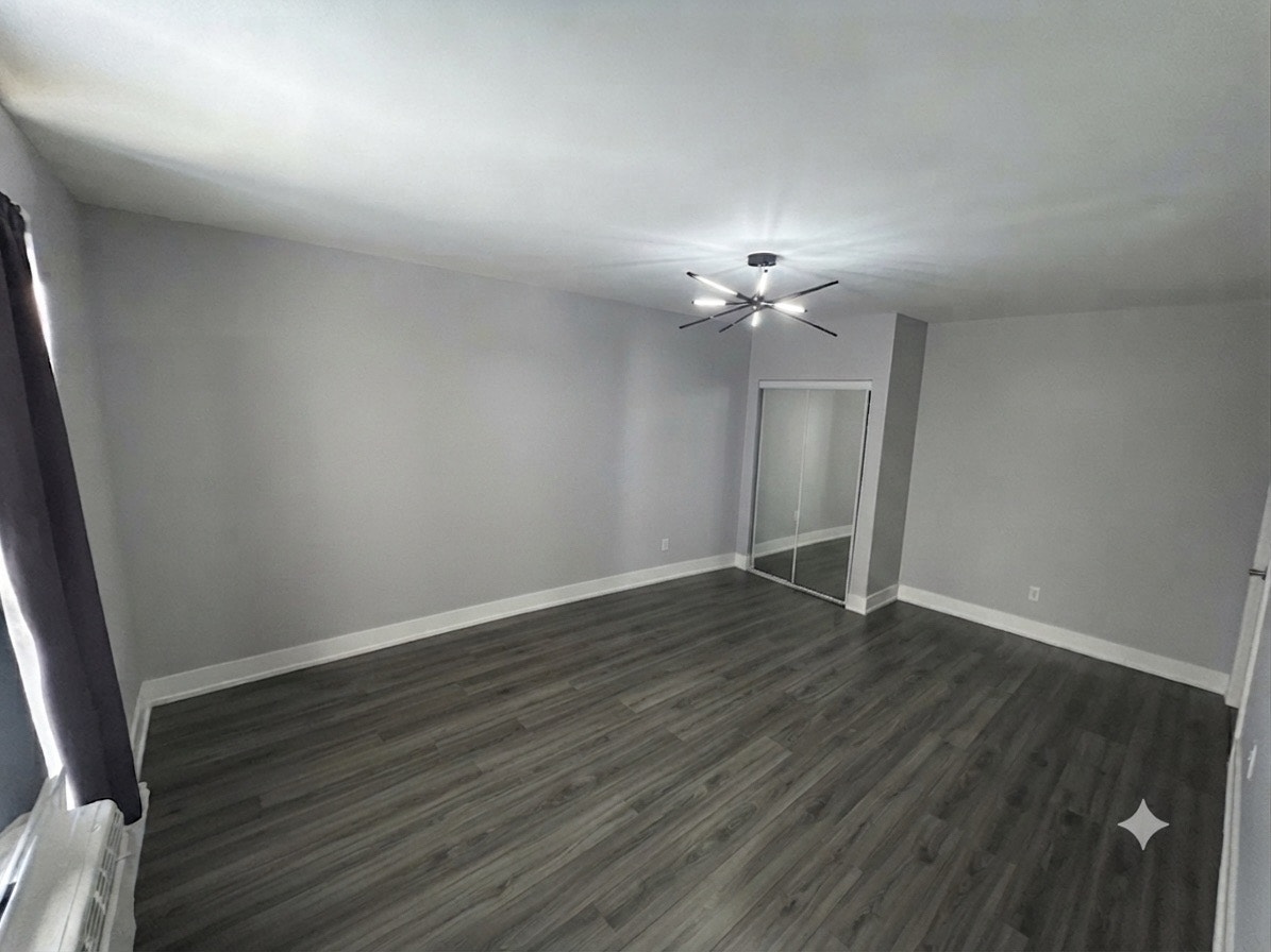 4970 Chem. Queen Mary — photo 2