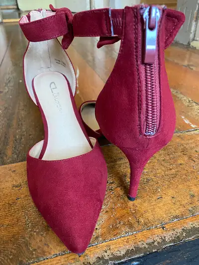 Women’s red heels, View more
